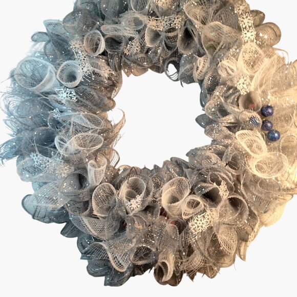 Holiday Wreath Silver Mesh Blue White Snowflake Blue Ornaments Frozen Decor - Picture 2 of 7